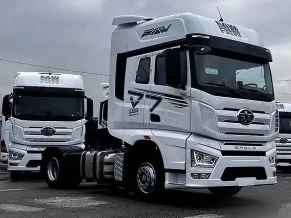 Седельный тягач FAW J7 2024 года новый фото 2