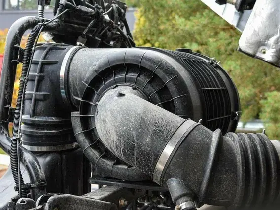 Седельный тягач FAW J7 2023 года новый фото 4