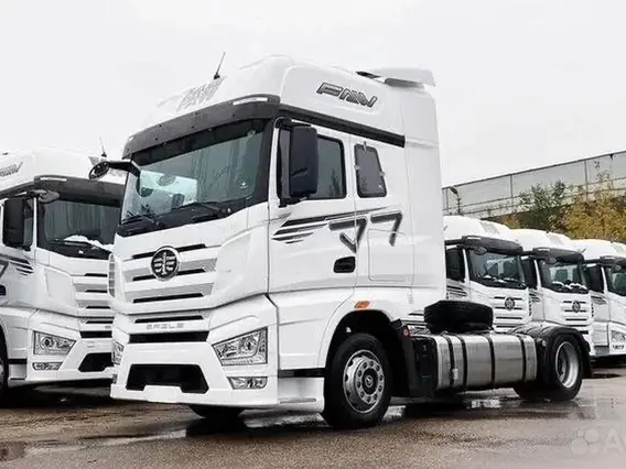 Седельный тягач FAW J7 2024 года новый фото 2