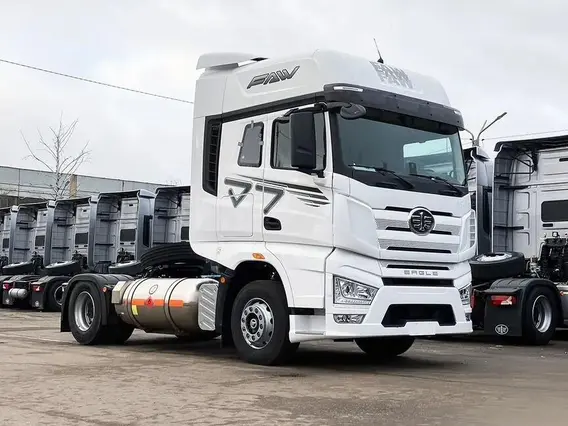 Седельный тягач FAW J7 2024 года новый