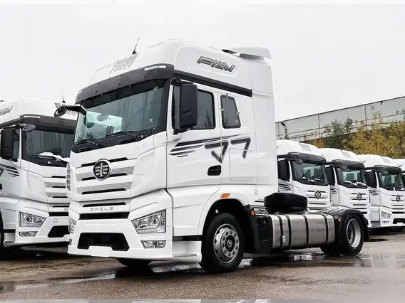 Седельный тягач FAW J7 2024 года новый фото 2