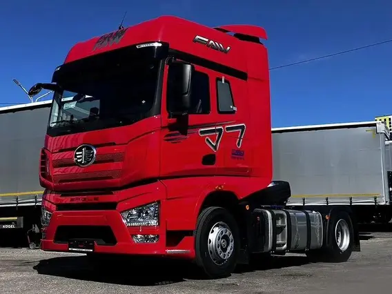 Седельный тягач FAW J7 2024 года новый