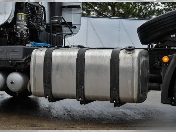 Седельный тягач FAW J7 2024 года новый фото 20