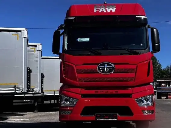 Седельный тягач FAW J7 2024 года новый фото 5