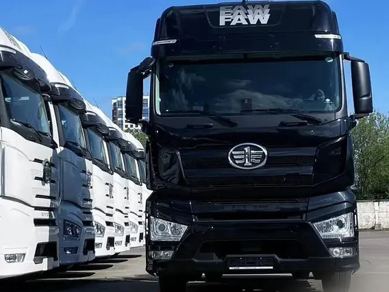 Седельный тягач FAW J7 2024 года новый фото 3