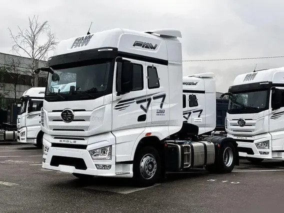Седельный тягач FAW J7 2024 года новый