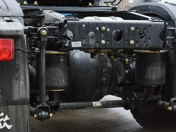 Седельный тягач FAW J7 2024 года новый фото 20