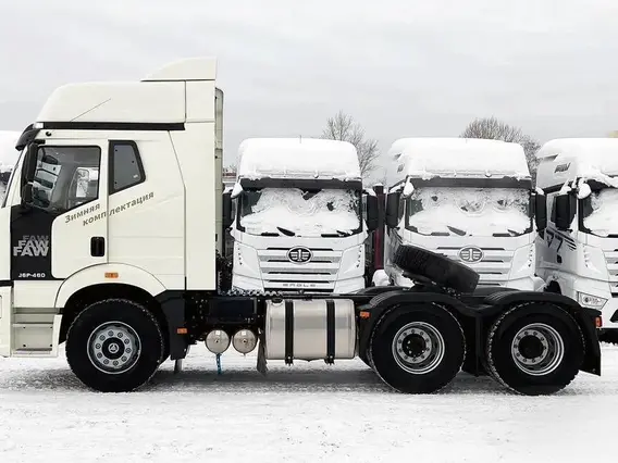 Седельный тягач FAW J6P 2024 года новый фото 2