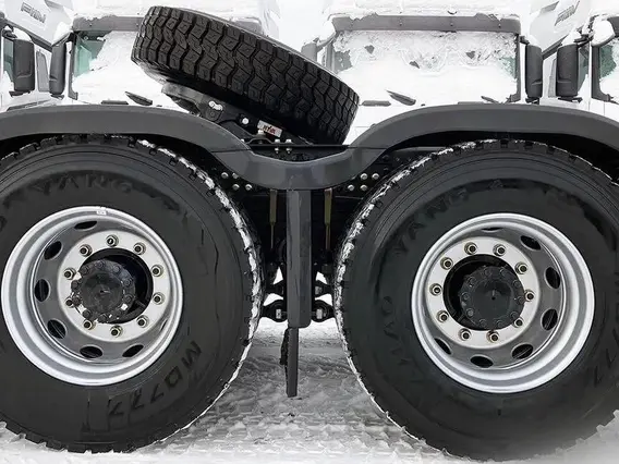 Седельный тягач FAW J6P 2024 года новый фото 10