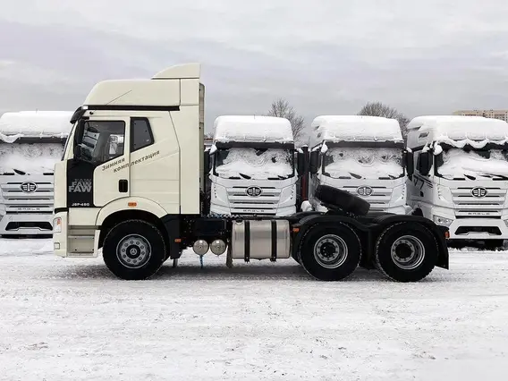Седельный тягач FAW J6P 2024 года новый