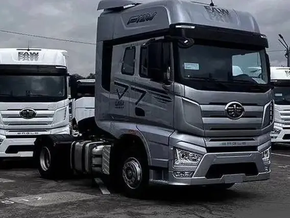 Седельный тягач FAW J7 2024 года новый фото 2