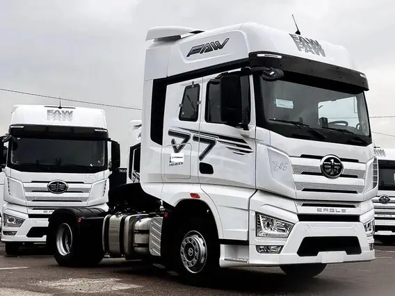 Седельный тягач FAW J7 2024 года новый фото 2