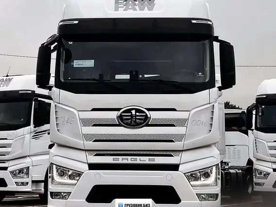 Седельный тягач FAW J7 2024 года новый фото 7