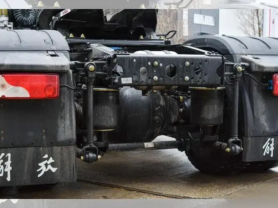Седельный тягач FAW J7 2024 года новый фото 20