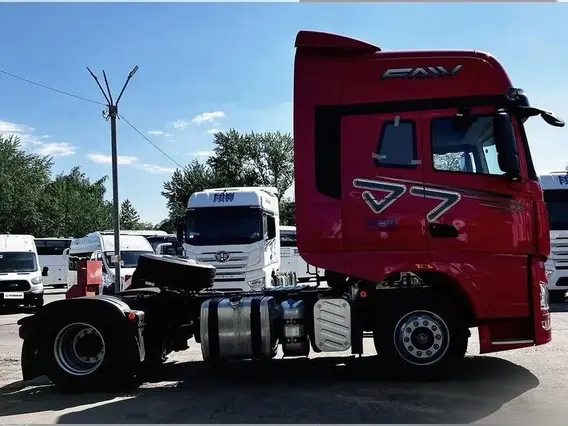 Седельный тягач FAW J7 2024 года новый фото 4