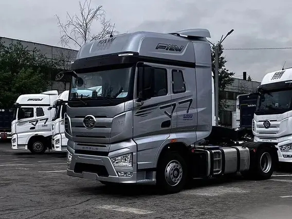 Седельный тягач FAW J7 2024 года новый фото 3