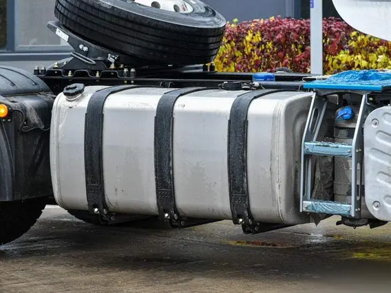 Седельный тягач FAW J7 2024 года новый фото 17