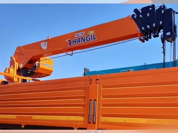 Бортовой грузовик Автофургон на КАМАЗ 43118-23027-50 с КМУ HANGIL SV, 2026 2026 года новый фото 3