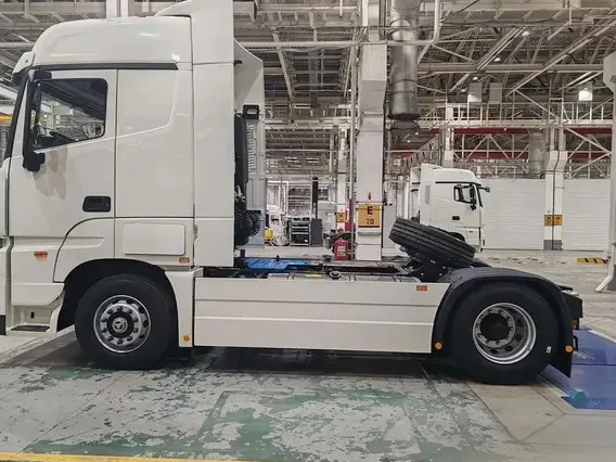 Седельный тягач ВАЛДАЙ 45 PRO 2026 года новый фото 4