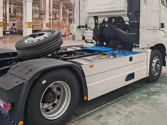 Седельный тягач ВАЛДАЙ 45 PRO 2026 года новый фото 5