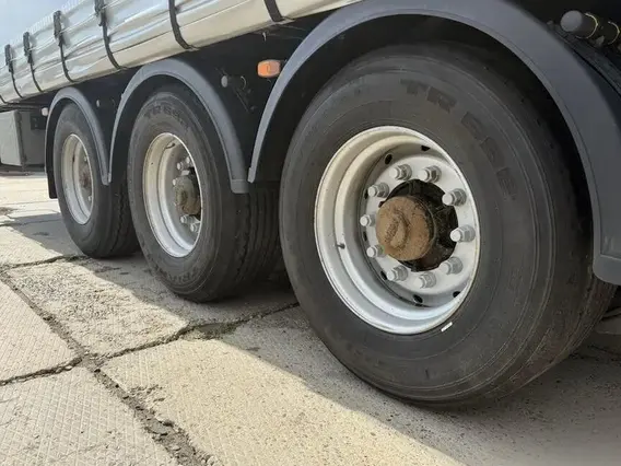 Полуприцеп шторно-бортовой Тонар 9888, 2024 2024 года б/у фото 13