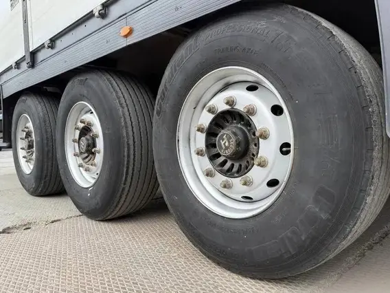 Бортовой полуприцеп Bonum 914295-06 2024 года новый фото 4