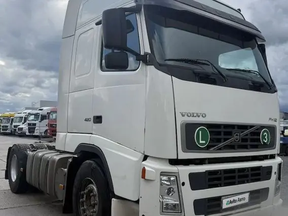 Седельный тягач Volvo FH, 2005 2005 года б/у фото 3