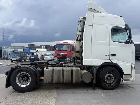 Седельный тягач Volvo FH, 2005 2005 года б/у фото 4