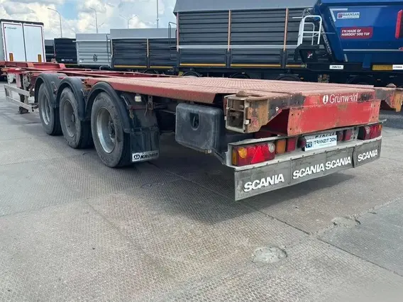 Полуприцеп контейнеровоз Grunwald 9453-0000010-41, 2010 2010 года б/у фото 6
