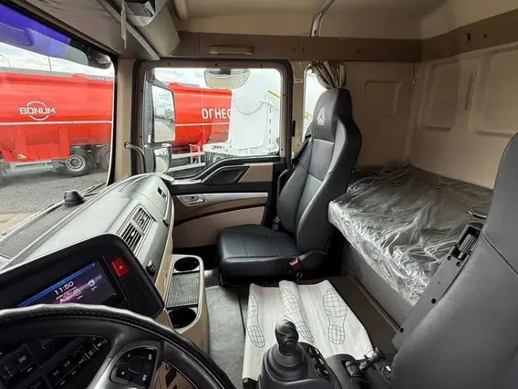 Изотермический фургон 43 м³ Howo T5G, 2023 2023 года б/у фото 12