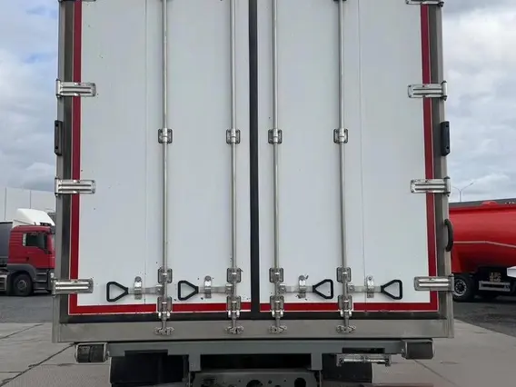 Изотермический фургон 43 м³ Howo T5G, 2023 2023 года б/у фото 6
