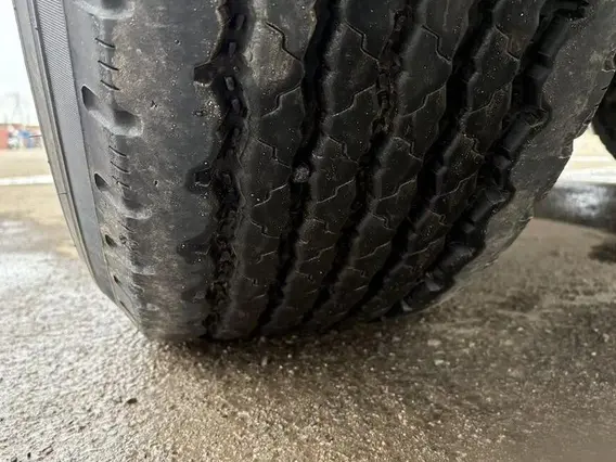 Полуприцеп шторно-бортовой Тонар 9888, 2024 2024 года б/у фото 13