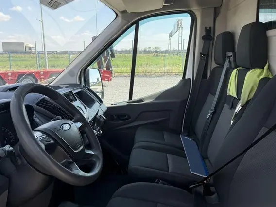 Автофургон Ford Transit 2019 года б/у фото 12