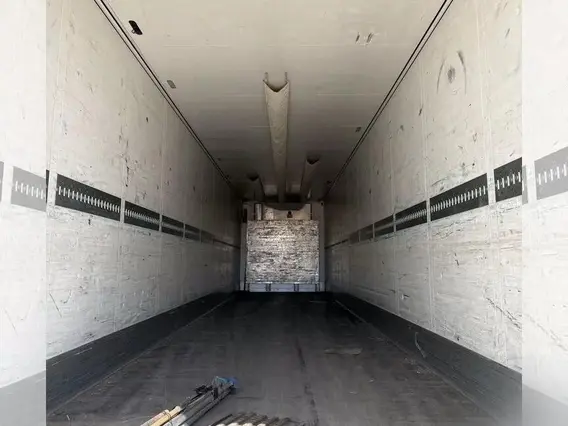 Полуприцеп рефрижератор Schmitz Cargobull SKO 24/L - 13.4 FP, 2012 2012 года б/у фото 9