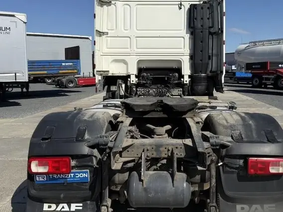 Седельный тягач DAF XF 2012 года б/у фото 6
