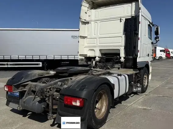 Седельный тягач DAF XF 2012 года б/у фото 7