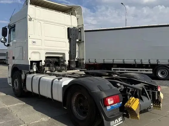Седельный тягач DAF XF 2014 года б/у фото 7