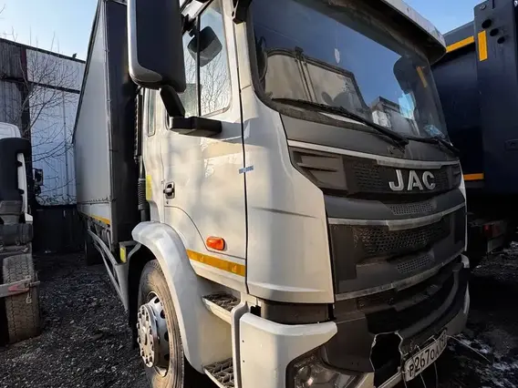 Бортовой грузовик JAC N200 2023 года б/у