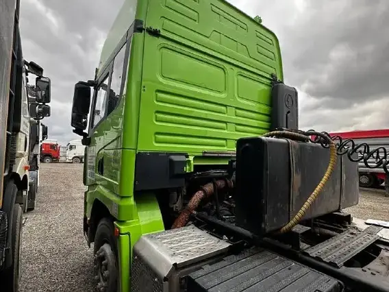 Седельный тягач Shacman SX42584V324 2022 года б/у фото 4