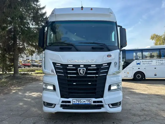 Седельный тягач Камаз 54901 2023 года б/у фото 2