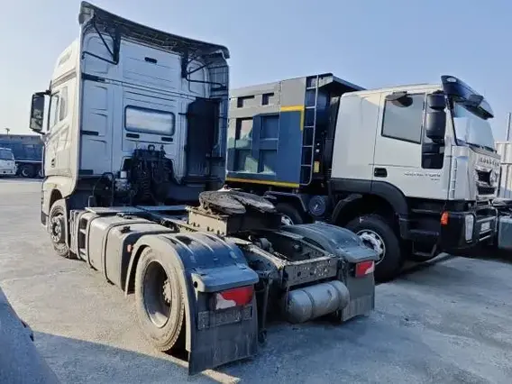 Седельный тягач FAW J7 2023 года б/у фото 3