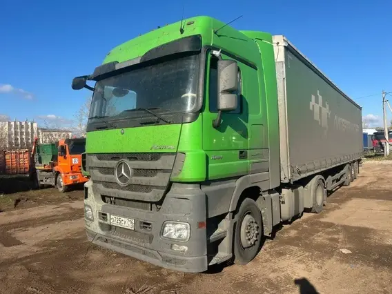 Седельный тягач Mercedes-Benz Actros 2017 года б/у фото 3