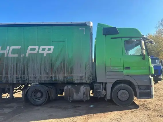 Седельный тягач Mercedes-Benz Actros 2017 года б/у фото 7