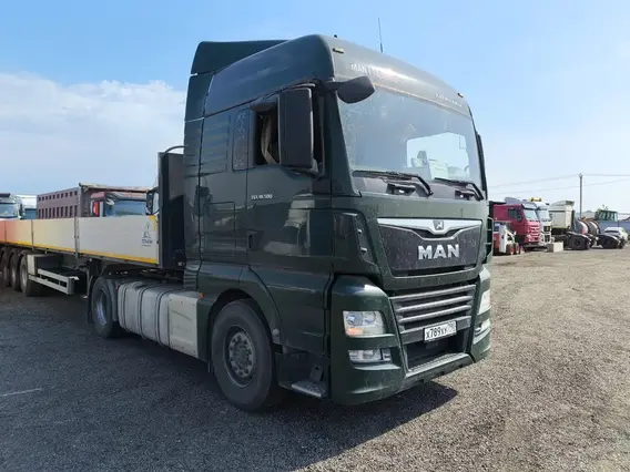 Седельный тягач MAN TGX 2017 года б/у