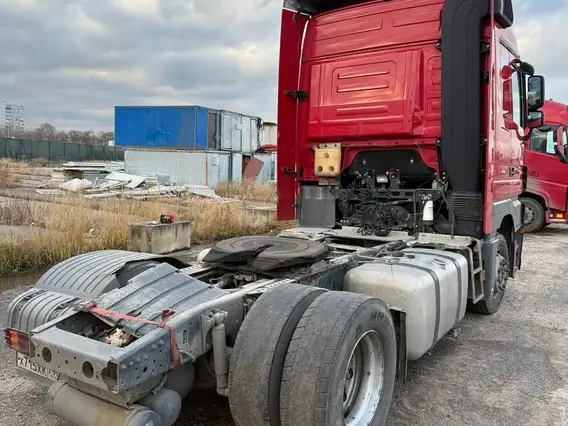 Седельный тягач Mercedes-Benz Actros 2017 года б/у фото 8