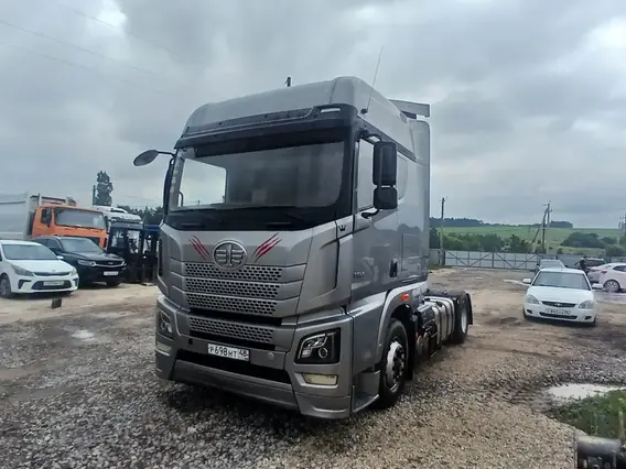 Седельный тягач FAW JH6 2023 года б/у фото 3