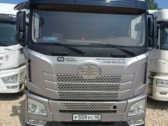 Седельный тягач FAW J6 2023 года б/у фото 2