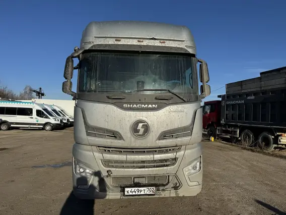 Седельный тягач Shacman SX4188YY381 2022 года б/у фото 2