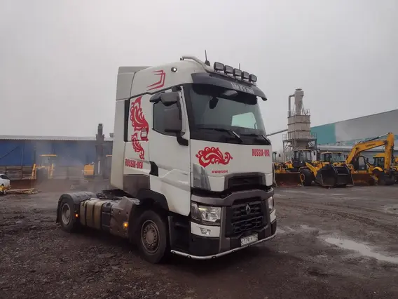 Седельный тягач Renault T-Series 2018 года б/у
