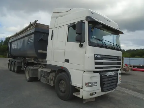 Седельный тягач DAF XF 2017 года б/у